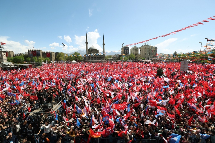 BAŞKAN ÇOLAKBAYRAKDAR; “TEŞEKKÜRLER KAYSERİ”