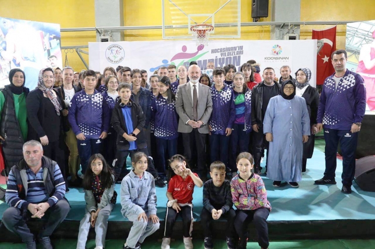 KOCASİNAN’IN MASA TENİSİ ERKEK TAKIMI DA SÜPER LİGDE