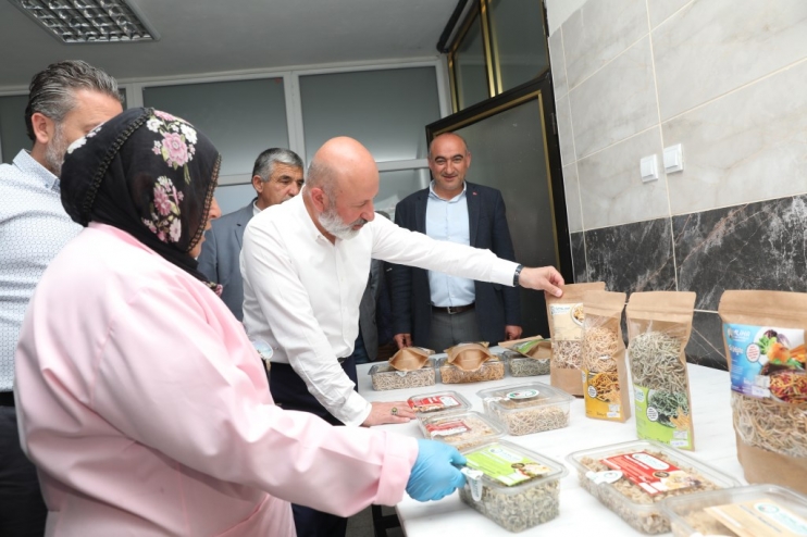 BAŞKAN ÇOLAKBAYRAKDAR; “KADIN KOOPERATİFİ,  KIRSAL KALKINMADA BİR MODEL OLACAK”