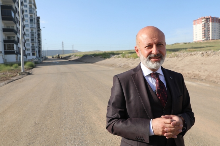 BAŞKAN ÇOLAKBAYRAKDAR; “VATANDAŞLARIMIZIN TALEPLERİNİ EN HIZLI ŞEKİLDE YERİNE GETİRİYORUZ”