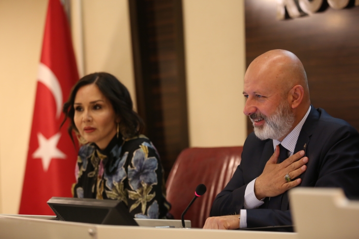 BAŞKAN ÇOLAKBAYRAKDAR; “ENGELLİ KARDEŞLERİMİZİN HAYATLARINI KOLAYLAŞTIRMAK İÇİN ÇALIŞIYORUZ”