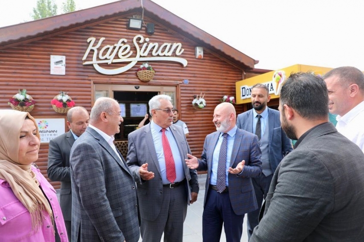 BAŞKAN ÇOLAKBAYRAKDAR; “BELEDİYE OLARAK KENDİMİZLE YARIŞIYORUZ”