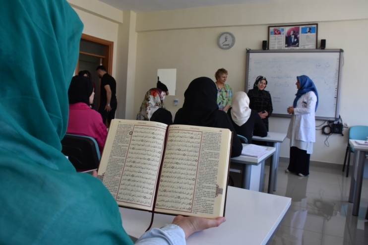 FATMA ÇOLAKBAYRAKDAR; “KOCASİNAN AKADEMİ, ‘KOCAMAN BİR AİLE’”
