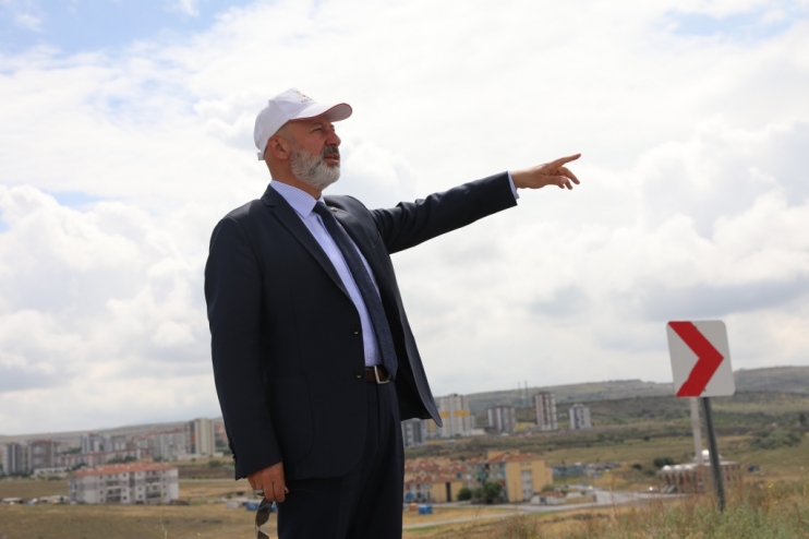 BAŞKAN ÇOLAKBAYRAKDAR; “İNSANLARIN MUTLU YAŞAYABİLECEĞİ BİR KOCASİNAN İNŞA EDİYORUZ”