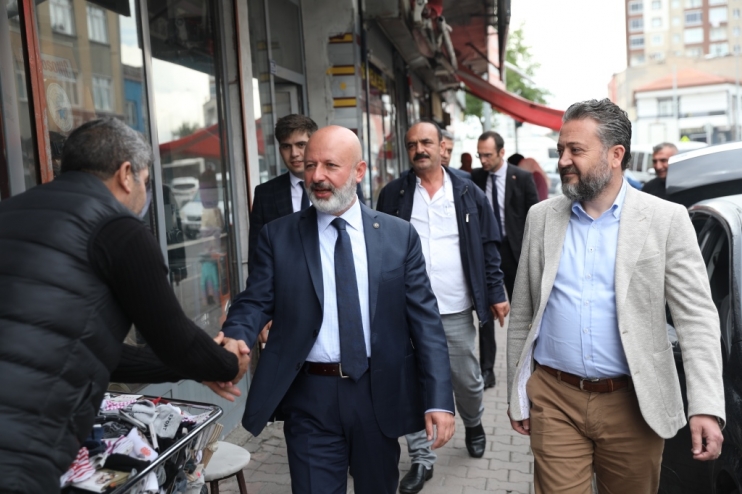 BAŞKAN ÇOLAKBAYRAKDAR; “ARGINCIK’IN 50 YILLIK SORUNUNU ÇÖZMEK İÇİN CANLA BAŞLA ÇALIŞIYORUZ”