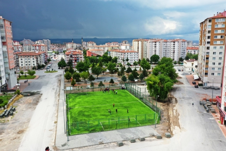 BAŞKAN ÇOLAKBAYRAKDAR; “ZİYAGÖKALP’A HEM ÇOCUK KULÜBÜ HEM DE DAHA GÜZEL PARK KAZANDIRIYORUZ”