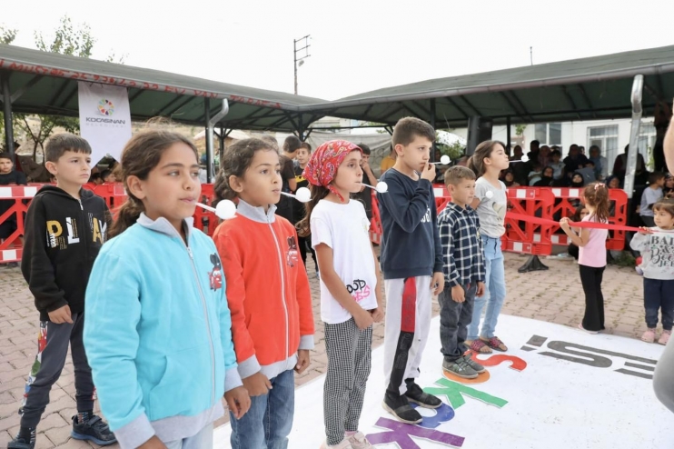 KOCASİNANLI ÇOCUKLAR, SOKAK OYUNLARI ŞENLİĞİYLE MUTLU OLUYOR