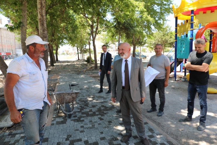 BAŞKAN ÇOLAKBAYRAKDAR; “ÇOCUKLAR, YENİLENEN PARKLARDA DAHA MUTLU”