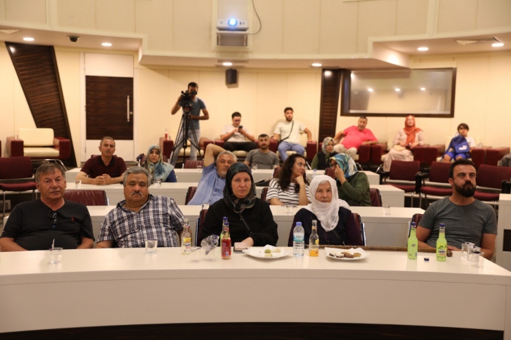 BAŞKAN ÇOLAKBAYRAKDAR; “KOCASİNAN’IN KENTSEL DÖNÜŞÜM PROJELERİ MUTLULUĞA DÖNÜŞÜYOR”