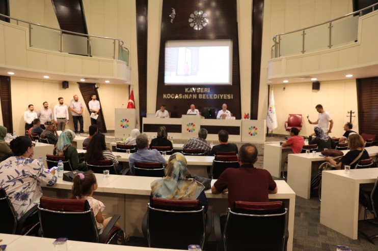 BAŞKAN ÇOLAKBAYRAKDAR; “KOCASİNAN’IN KENTSEL DÖNÜŞÜM PROJELERİ MUTLULUĞA DÖNÜŞÜYOR”