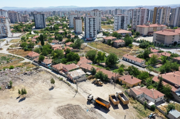 BAŞKAN ÇOLAKBAYRAKDAR’DAN HOCA AHMET YESEVİ’YE 5 MÜJDE