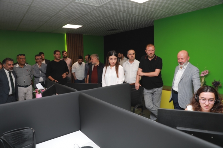 BAŞKAN ÇOLAKBAYRAKDAR; “ÇÖZÜM MERKEZİ, KAYSERİ’NİN EN TORPİLLİ NUMARASIDIR”