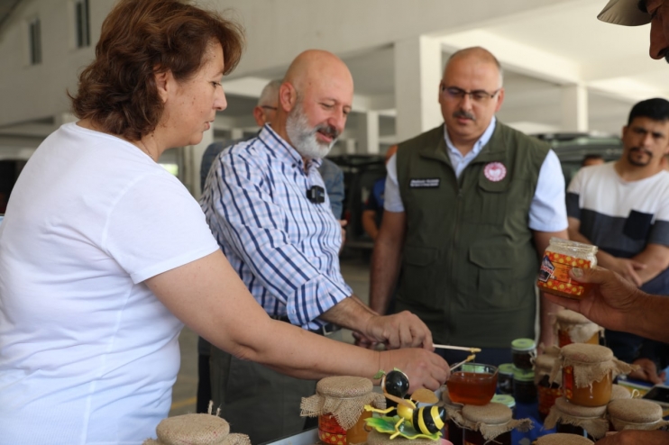 KAYSERİ’DE TEK, TÜRKİYE’YE ÖRNEK OLAN ‘YÜZDE 100 EKOLOJİK PAZAR’ AÇILIYOR