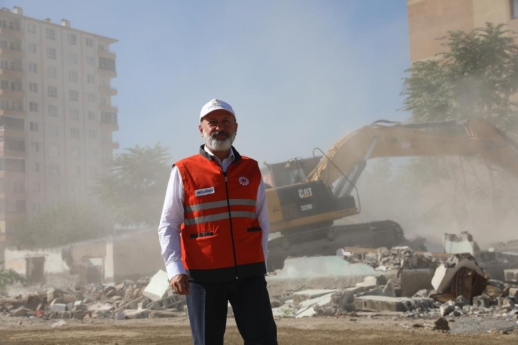 BAŞKAN ÇOLAKBAYRAKDAR; “50 YILLIK SORUNLARI ÇÖZERKEN KOCASİNAN’IN GELECEK 50 YILINI DA PLANLIYORUZ”