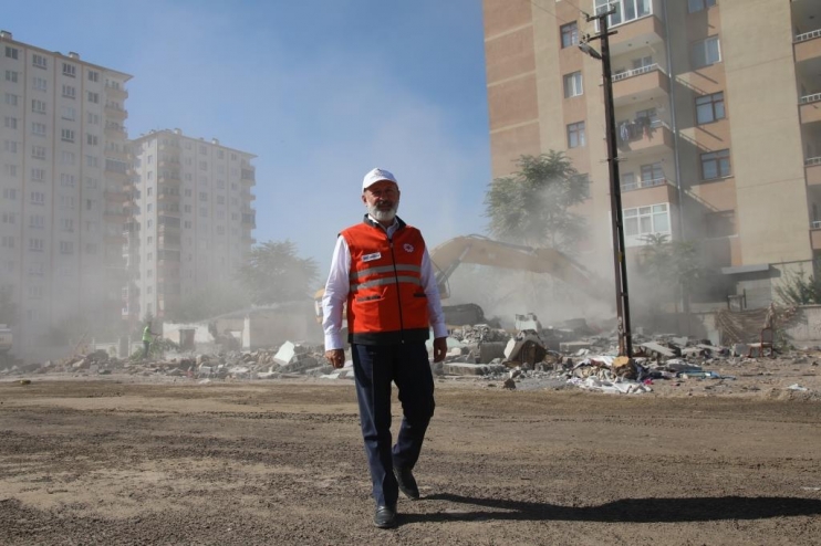 BAŞKAN ÇOLAKBAYRAKDAR; “50 YILLIK SORUNLARI ÇÖZERKEN KOCASİNAN’IN GELECEK 50 YILINI DA PLANLIYORUZ”
