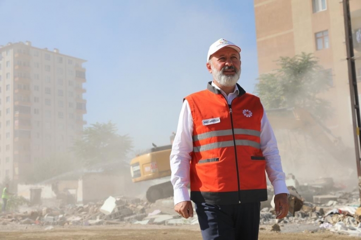 BAŞKAN ÇOLAKBAYRAKDAR; “50 YILLIK SORUNLARI ÇÖZERKEN KOCASİNAN’IN GELECEK 50 YILINI DA PLANLIYORUZ”
