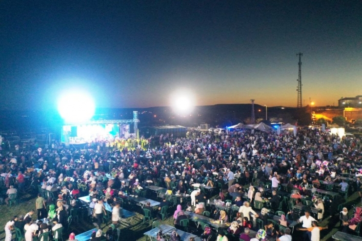 KOCASİNAN’DA YAMULA PATLICANI FESTİVALİNE 10 BİNLERCE KİŞİ KATILDI