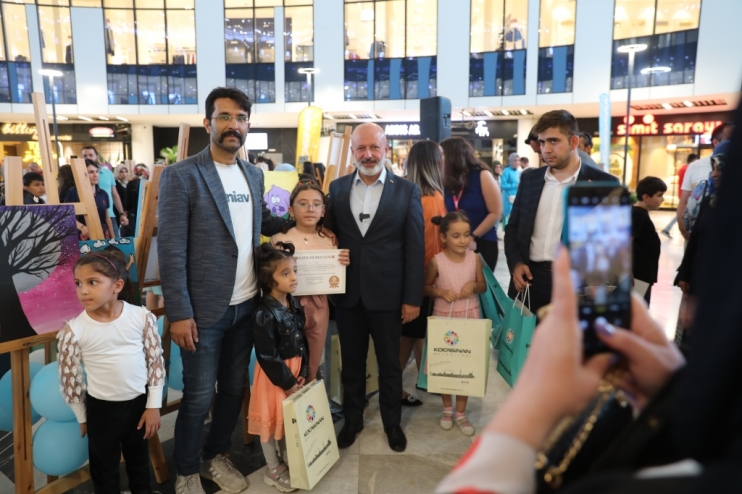 BAŞKAN ÇOLAKBAYRAKDAR’DAN ÇOCUKLARA MÜJDE