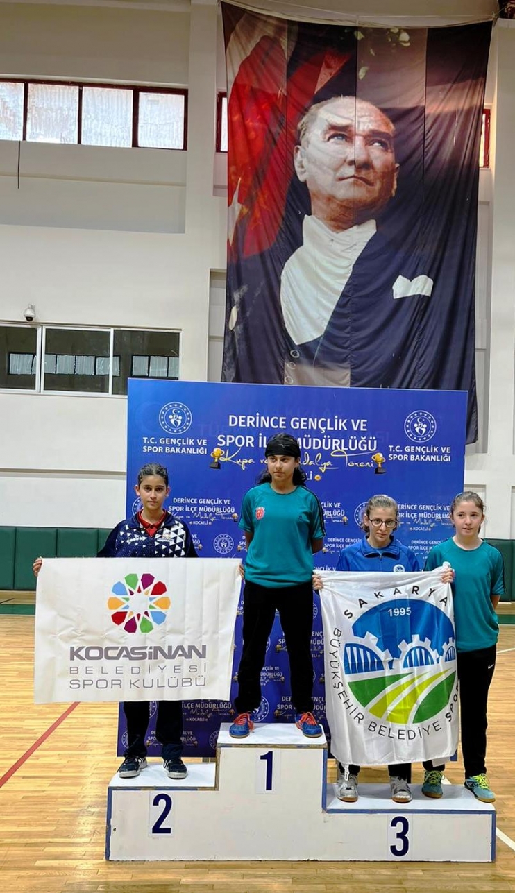 KOCASİNAN’IN SPORCUSU AYTEN CEREN KAHRAMAN, TÜRKİYE ŞAMPİYONASI’NDA İKİNCİ OLDU