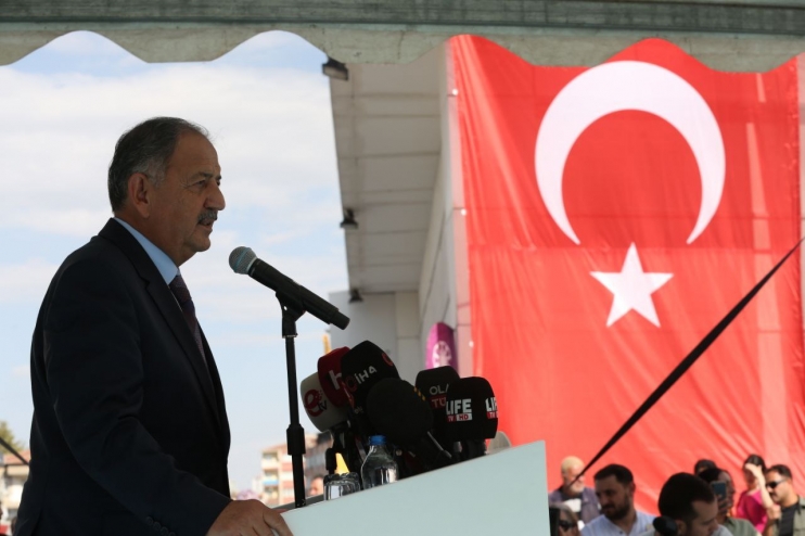 BAŞKAN ÇOLAKBAYRAKDAR, “YENİ KÜTÜPHANE, TÜRKİYE’NİN GELECEĞİ İÇİN BÜYÜK BİR KAZANÇTIR”