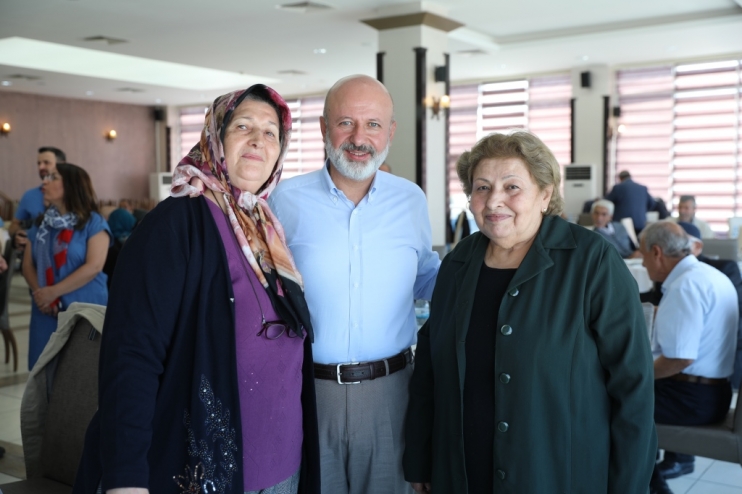 BAŞKAN ÇOLAKBAYRAKDAR, KADİM BÜYÜKLERİN GÖNÜLLERİNE DOKUNDU