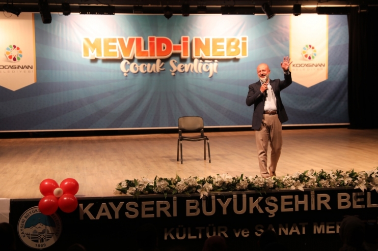 BAŞKAN ÇOLAKBAYRAKDAR, “DEĞERLERİMİZE BAĞLI NESİLLERİN YETİŞMESİNE KATKI SAĞLIYORUZ”
