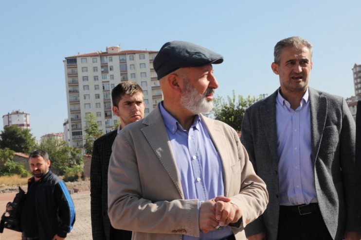 BAŞKAN ÇOLAKBAYRAKDAR, “YENİ PARKLAR, KOCASİNAN’IN YENİ NEFES ALMA ALANLARI OLACAK”