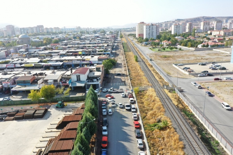 BAŞKAN ÇOLAKBAYRAKDAR, “YENİ SANAYİ BÖLGESİ’Nİ DE ETAP ETAP YENİLİYORUZ”