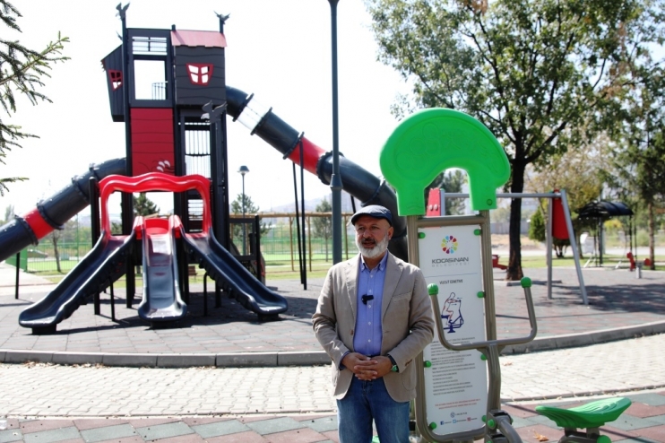 BAŞKAN ÇOLAKBAYRAKDAR, “7’DEN 70’E HERKES İÇİN HARİKA BİR PARK YAPTIK”