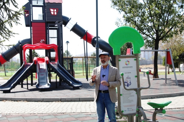 BAŞKAN ÇOLAKBAYRAKDAR, “7’DEN 70’E HERKES İÇİN HARİKA BİR PARK YAPTIK”