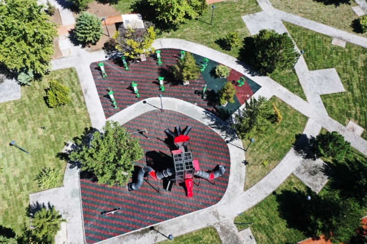 BAŞKAN ÇOLAKBAYRAKDAR, “7’DEN 70’E HERKES İÇİN HARİKA BİR PARK YAPTIK”