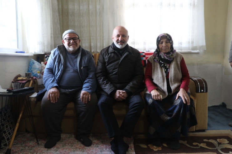 GECEKONDUDA OTURAN KOCASİNAN ÇINARLARI, DÖNÜŞÜMLE BU KIŞ SICACIK EVLERİNDE OTURACAK