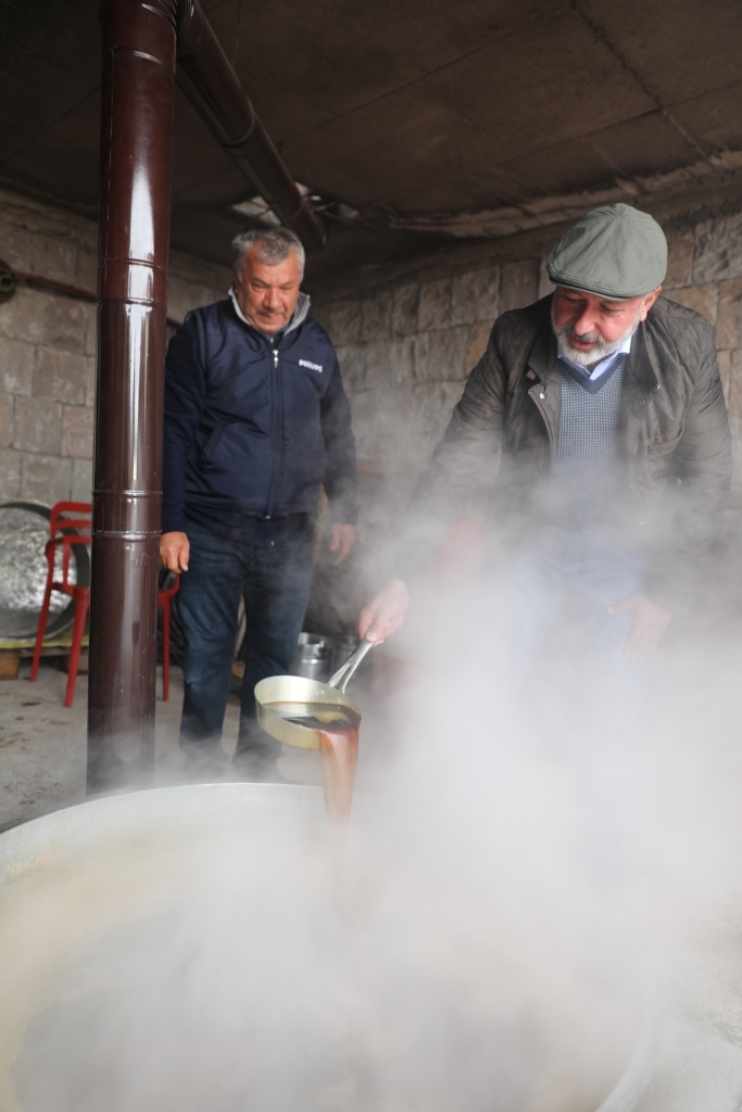 BAŞKAN ÇOLAKBAYRAKDAR, “KÜLTÜRÜMÜZÜ, GELECEK NESİLLERİMİZE AKTARIYORUZ”