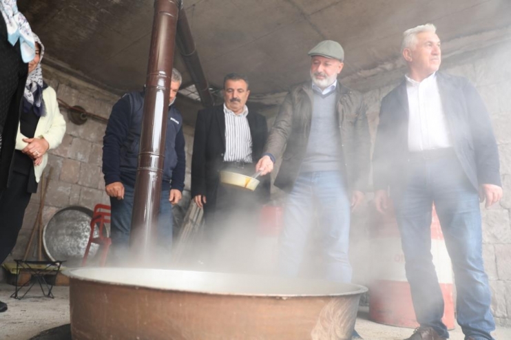 BAŞKAN ÇOLAKBAYRAKDAR, “KÜLTÜRÜMÜZÜ, GELECEK NESİLLERİMİZE AKTARIYORUZ”