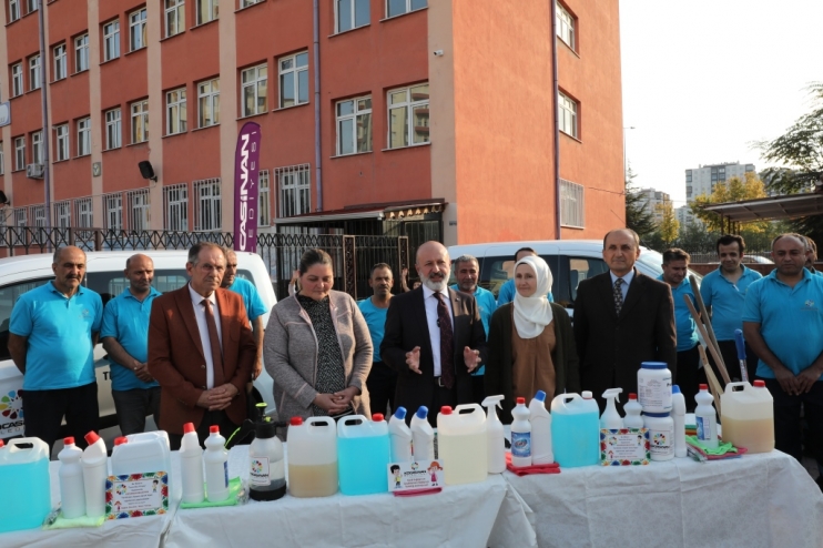 BAŞKAN ÇOLAKBAYRAKDAR, “RUTİNİN DIŞINDA ÇEVREYE VE İNSANA FARK KATACAK HİZMETLER YAPIYORUZ”