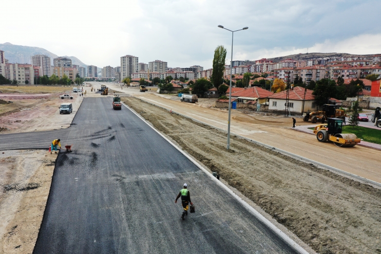 BAŞKAN ÇOLAKBAYRAKDAR, “YENİ BULVAR İLE ŞEHRİN TRAFİK YÜKÜNÜ AZALTACAĞIZ”