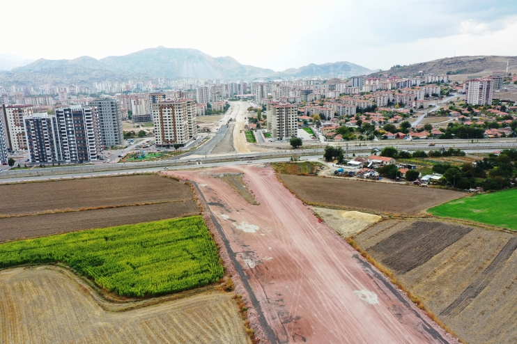 BAŞKAN ÇOLAKBAYRAKDAR, “YENİ BULVAR İLE ŞEHRİN TRAFİK YÜKÜNÜ AZALTACAĞIZ”
