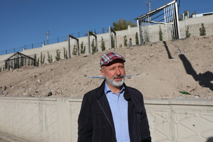 BAŞKAN ÇOLAKBAYRAKDAR, “YENİ PARK, ERKİLET BULVARI VE YEŞİL MAHALLE’YE RENK KATACAK”