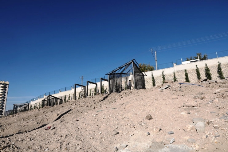 BAŞKAN ÇOLAKBAYRAKDAR, “YENİ PARK, ERKİLET BULVARI VE YEŞİL MAHALLE’YE RENK KATACAK”