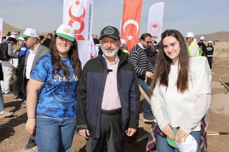 VALİ GÖKMEN ÇİÇEK, “YAMULA, YEMYEŞİL OLACAK”