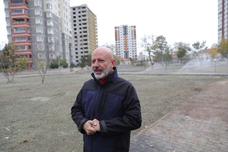 BAŞKAN ÇOLAKBAYRAKDAR, “KENTSEL DÖNÜŞÜMDE ÖNCELİĞİMİZ, YEŞİL BİR KOCASİNAN’DIR”