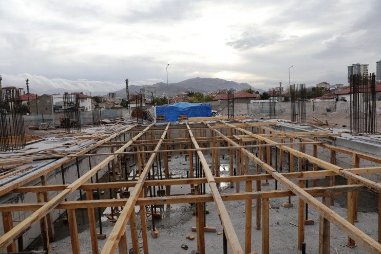 BAŞKAN ÇOLAKBAYRAKDAR, “DÖNÜŞÜMLE VATANDAŞLARIMIZA SÖZ VERMİŞ OLDUĞUMUZ KONUTLARIN HEPSİNİ TESLİM ETTİK”