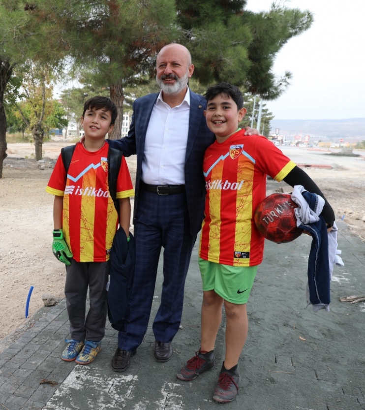 BAŞKAN ÇOLAKBAYRAKDAR, “YEŞİL ALANDA DA REKOR ÜSTÜNE REKOR KIRDIK”