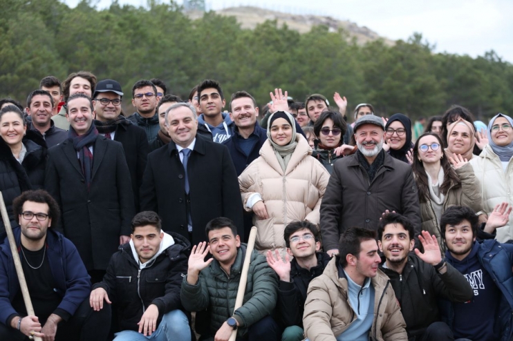 BAŞKAN ÇOLAKBAYRAKDAR, “GELECEK İÇİN YAPILACAK EN ÖNEMLİ YATIRIM AĞAÇ DİKMEKTİR”