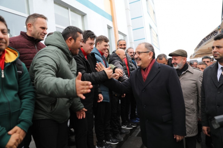 BAŞKAN ÇOLAKBAYRAKDAR, “İNSANLARIN MUTLU YAŞAYABİLECEĞİ BİR KOCASİNAN İNŞA EDİYORUZ”