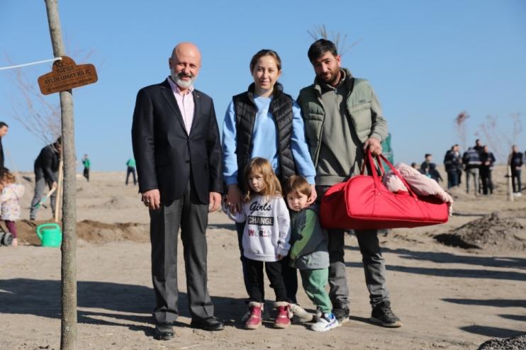 BAŞKAN ÇOLAKBAYRAKDAR, “PROJEMİZLE TÜRKİYE YÜZYILI’NDA DOĞAN BEBEKLERİMİZİ TAÇLANDIRDIK”