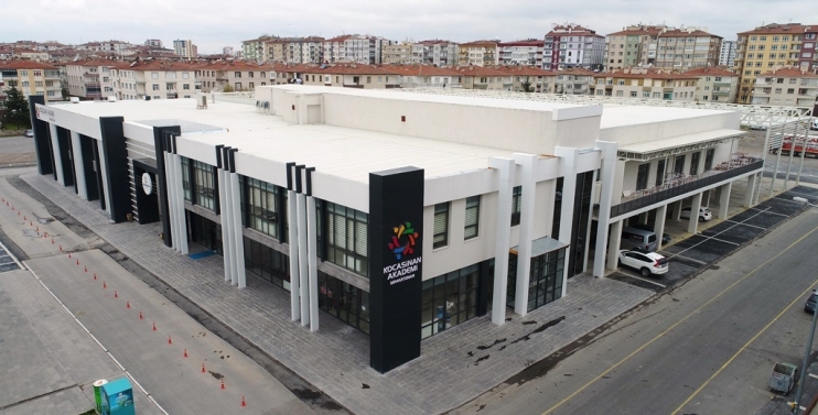 BAŞKAN ÇOLAKBAYRAKDAR, “CUMHURİYET’İN İKİNCİ ASRINI KOCASİNAN’IN PROJELERİYLE TAÇLANDIRACAĞIZ”