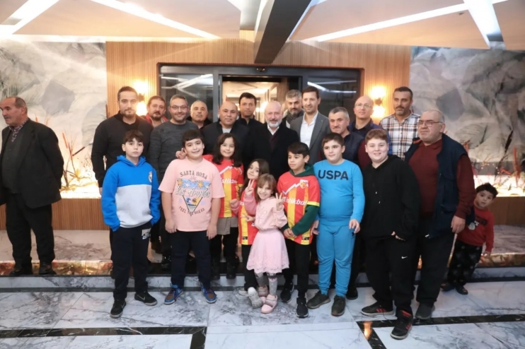 BAŞKAN ÇOLAKBAYRAKDAR’DAN SEYRANİ’YE SOSYAL TESİS, PAZAR YERİ VE YENİ PARK MÜJDESİ