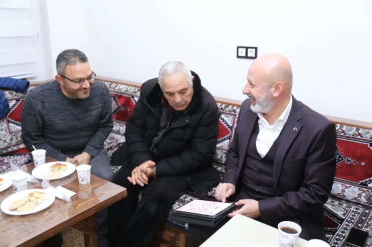 BAŞKAN ÇOLAKBAYRAKDAR’DAN SEYRANİ’YE SOSYAL TESİS, PAZAR YERİ VE YENİ PARK MÜJDESİ