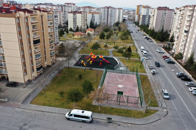 BAŞKAN ÇOLAKBAYRAKDAR, GENÇLERİN GÖNLÜNÜ FETHETTİ